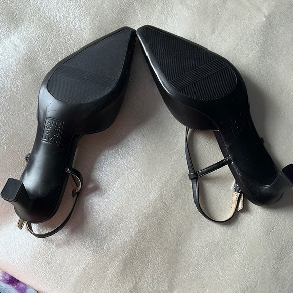 Naturalizer Black Pointed Toe Heels - Picture 3 of 9